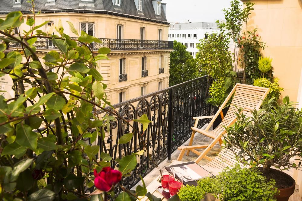 Hotel Le Belmont Paris